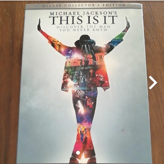 SONY(ソニー)のマイケル・ジャクソン THIS IS IT デラックス・コレクターズ・エディシ… エンタメ/ホビーのDVD/ブルーレイ(ミュージック)の商品写真