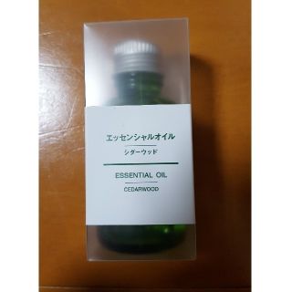 ムジルシリョウヒン(MUJI (無印良品))の無印良品　MUJI　エッセンシャルオイル　シダーウッド/30ml　【新品未使用】(エッセンシャルオイル（精油）)