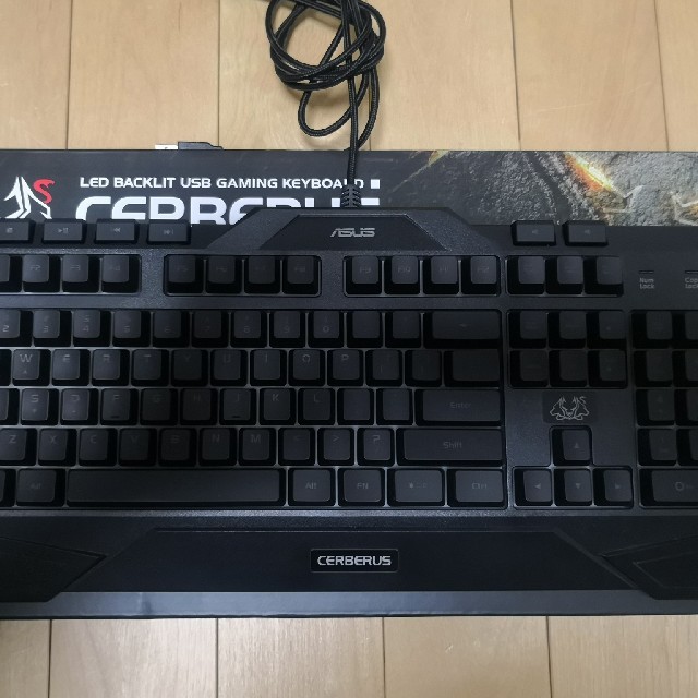 ASUS(エイスース)のasus cerberus keyboard ゲーミングキーボード スマホ/家電/カメラのPC/タブレット(PC周辺機器)の商品写真