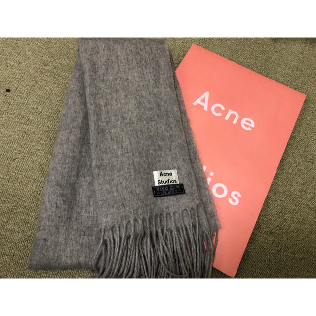 Acne マフラー