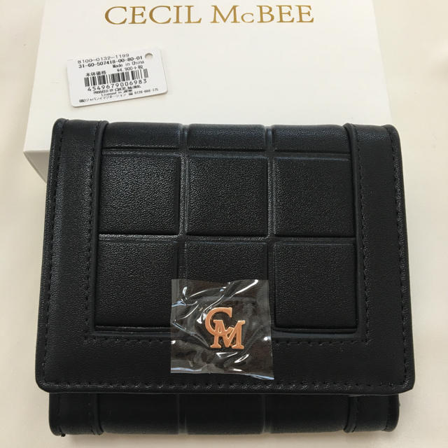 CECIL McBEE(セシルマクビー)の新品 セシルマクビー 折財布 三つ折り財布 ミニ財布 ブラック 黒 レディースのファッション小物(財布)の商品写真