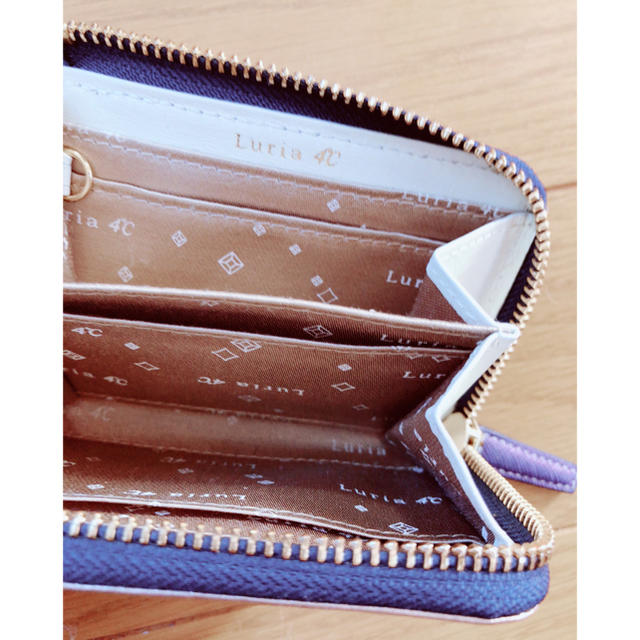 4℃(ヨンドシー)のLuria 4℃ ミニ財布 レディースのファッション小物(財布)の商品写真
