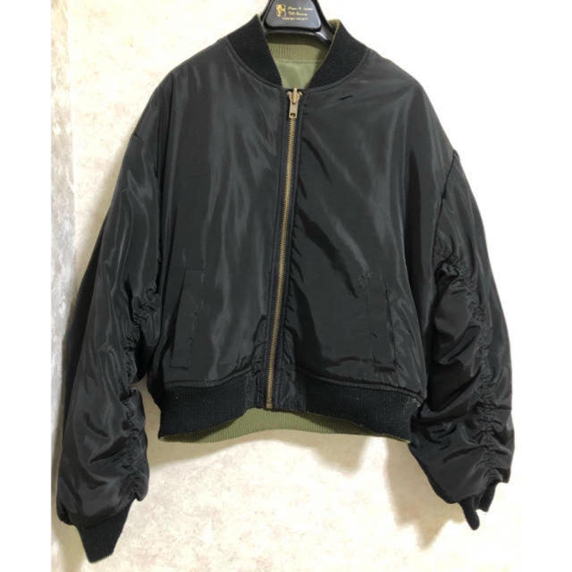 WEGO(ウィゴー)のMA-1 黒 カーキー レディースのジャケット/アウター(ブルゾン)の商品写真