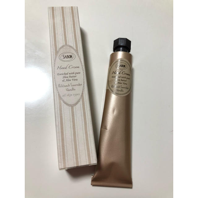 SABON(サボン)のSABON 新品ハンドクリーム  パチュリラベンダーバニラ コスメ/美容のボディケア(ハンドクリーム)の商品写真