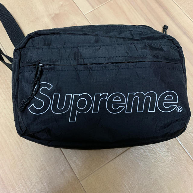 Supreme(シュプリーム)のシュプリーム ショルダーバック 2018SS  メンズのバッグ(ショルダーバッグ)の商品写真