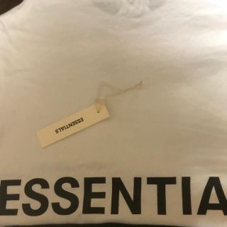 フィアオブゴッド(FEAR OF GOD)のFOG ESSENTIALS ロンT Sサイズ(Tシャツ/カットソー(七分/長袖))