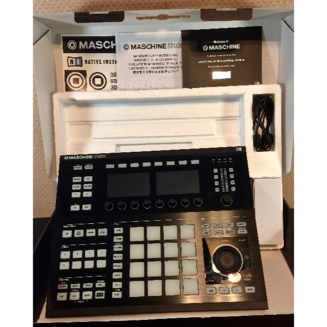 誠様 取引締結品 MASCHINE STUDIO + α 楽器のDTM/DAW(MIDIコントローラー)の商品写真