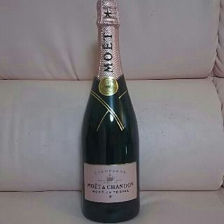 モエエシャンドン(MOËT & CHANDON)のMOET ＆CHANDON Rose 750ml(シャンパン/スパークリングワイン)