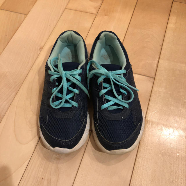 adidas by Stella McCartney(アディダスバイステラマッカートニー)のAdidas キッズ靴 キッズ/ベビー/マタニティのキッズ靴/シューズ(15cm~)(スニーカー)の商品写真