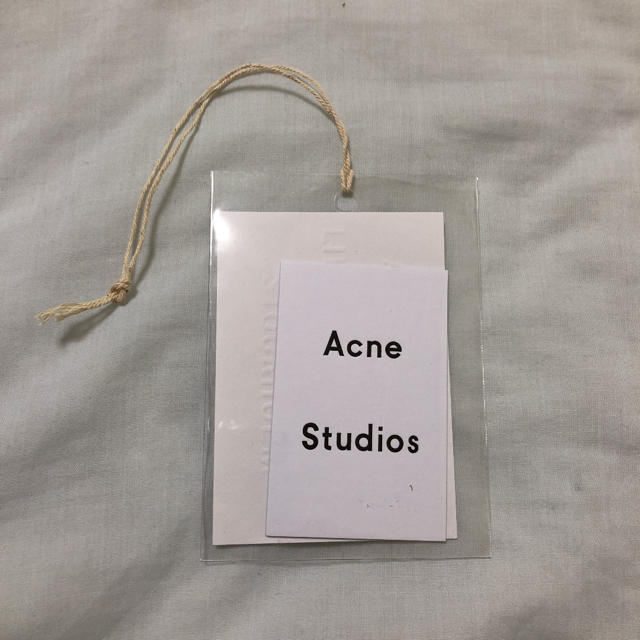 ACNE(アクネ)のacne studios アクネ タグのみ！ レディースのファッション小物(マフラー/ショール)の商品写真