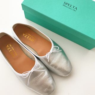 トゥモローランド(TOMORROWLAND)のSPELTA pumps(バレエシューズ)