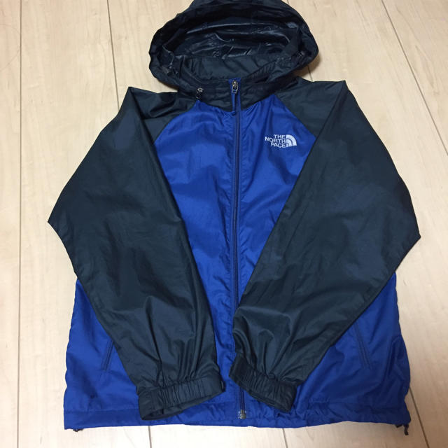 THE NORTH FACE(ザノースフェイス)のノースフェイス ウインドブレーカー 130㎝ キッズ/ベビー/マタニティのキッズ服男の子用(90cm~)(ジャケット/上着)の商品写真