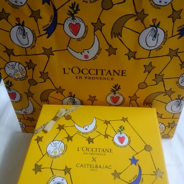 L'OCCITANE(ロクシタン)のゆん16様専用❤L’OCCITANAジョイフルスタースノーシアフルティコンプリー コスメ/美容のボディケア(ボディクリーム)の商品写真