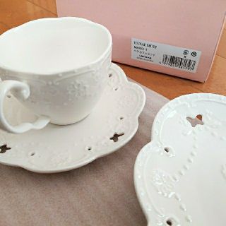 ハナエモリ(HANAE MORI)の【未使用品】HANAE MORI ハナエモリ ペアカフェセット ティーカップ(食器)