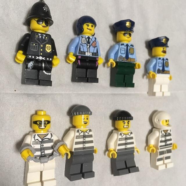 Lego レゴ 警察官 泥棒セット 8体 ミニフィグの通販 By Lara S Shop レゴならラクマ