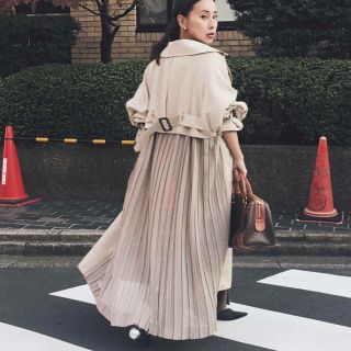 アメリヴィンテージ(Ameri VINTAGE)のSEE THROUGH BACK PLEATS TRENCH トレンチコート(トレンチコート)