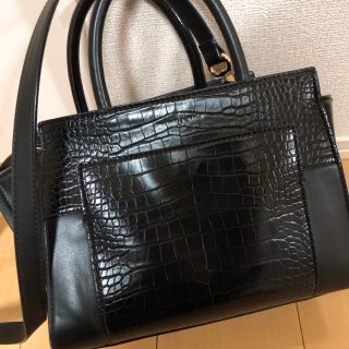 チャールズアンドキース(Charles and Keith)のチャールズアンドキース  ショルダーバッグ(ショルダーバッグ)