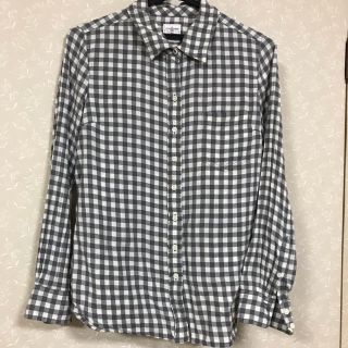 ギャップ(GAP)のGAPチェックシャツ グレー 灰色(シャツ/ブラウス(長袖/七分))