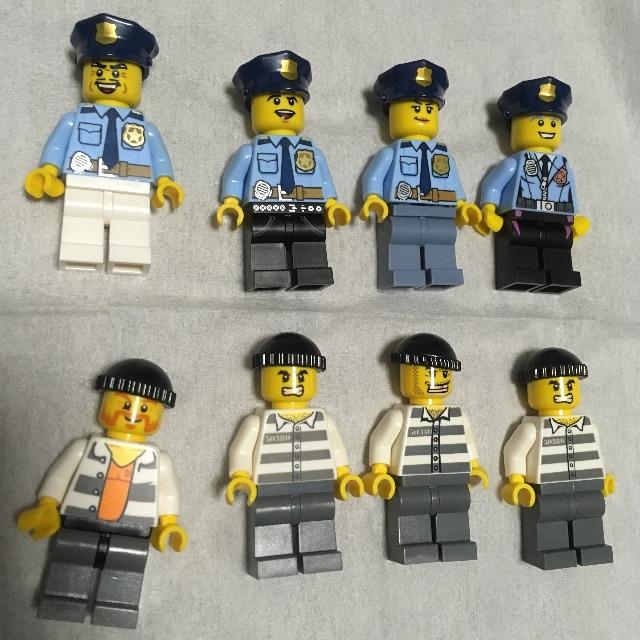 Lego Lego 警察官 泥棒セット 8体 ミニフィグの通販 By Lara S Shop レゴならラクマ