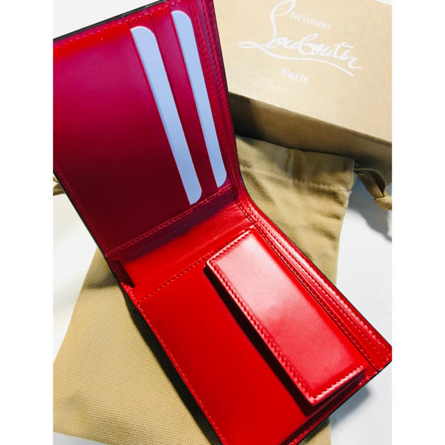 Christian Louboutin(クリスチャンルブタン)の新品未使用★正規店購入★大人気！クリスチャンルブタン 折りたたみ 財布  メンズのファッション小物(折り財布)の商品写真