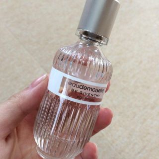 ジバンシィ(GIVENCHY)のジバンシィ 香水♡(香水(女性用))