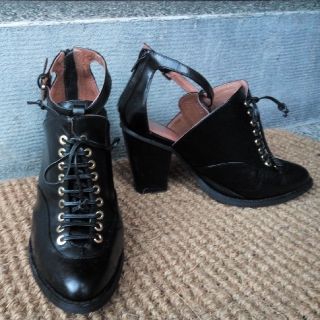 ジェフリーキャンベル(JEFFREY CAMPBELL)のibiza last
(JeffreyCampbell
)アンクルブーツ(ブーティ)