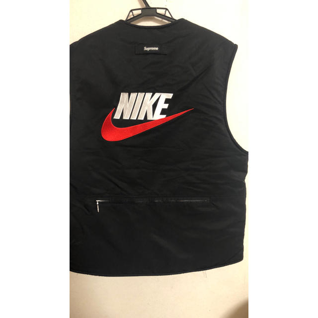 Supreme(シュプリーム)のnike  supreme vest メンズのトップス(ベスト)の商品写真