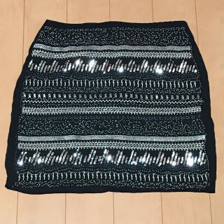 エイチアンドエム(H&M)の新品同様✨スパンコール ビジュー ミニスカート(ミニスカート)