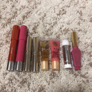 レブロン(REVLON)のリップセット(口紅)