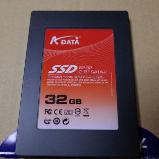 SSD A-DATA 32GB SATA(PCパーツ)