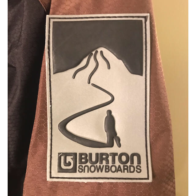 BURTON(バートン)のmocann4様専用 BURTON ゴアテックス素材 スノーボードウェア M スポーツ/アウトドアのスノーボード(ウエア/装備)の商品写真