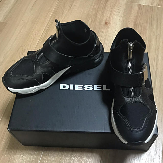 DIESEL(ディーゼル)のdiesel  スニーカー 24.0㎝ レディースの靴/シューズ(スニーカー)の商品写真