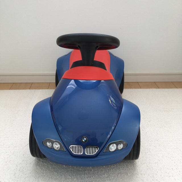 BMW(ビーエムダブリュー)のまーこ様専用　BMWベビーレーサー 子供用  キッズ/ベビー/マタニティのおもちゃ(電車のおもちゃ/車)の商品写真