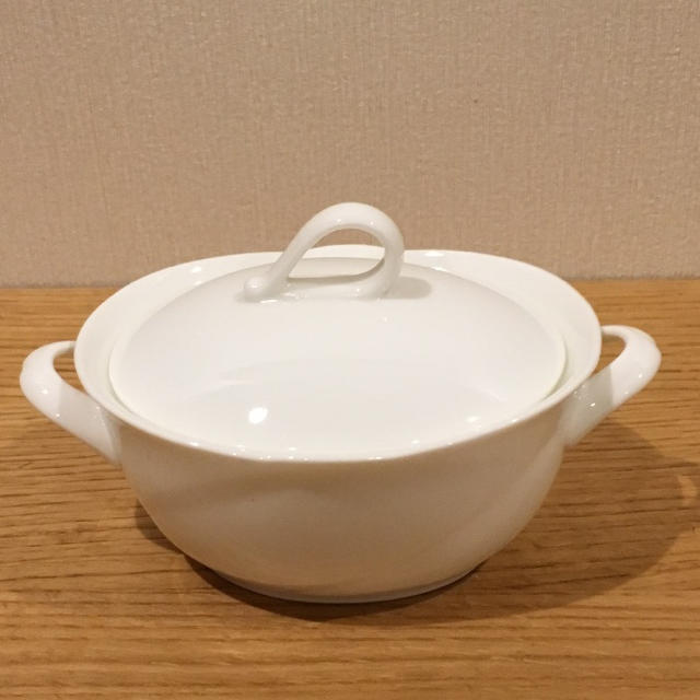 Noritake(ノリタケ)のノリタケ アンサンブルホワイト シュガーポット インテリア/住まい/日用品のキッチン/食器(食器)の商品写真