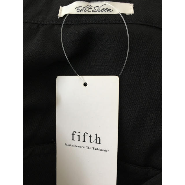 fifth(フィフス)のfifth ブラウス ブラック レディースのトップス(シャツ/ブラウス(半袖/袖なし))の商品写真