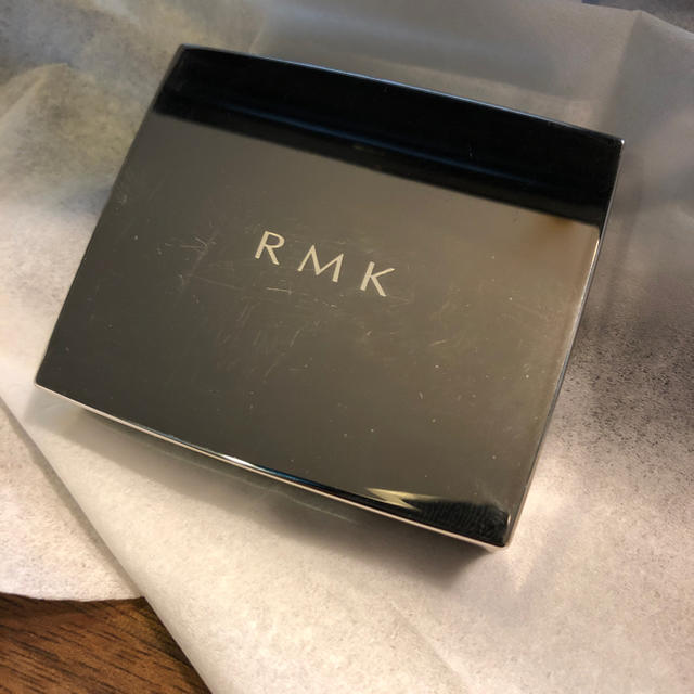 RMK(アールエムケー)のpi様専用 RMK インジーニアスwパウダーアイズ 04グレイ Gray コスメ/美容のベースメイク/化粧品(アイシャドウ)の商品写真