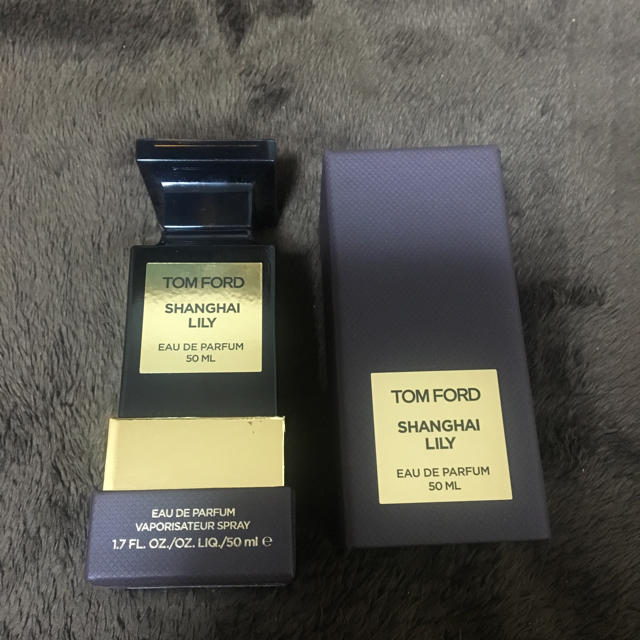 TOM FORD(トムフォード)のmoon様専用 TOM FORD香水 シャンハイリリー 50ml コスメ/美容の香水(ユニセックス)の商品写真