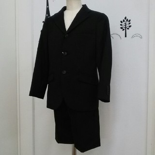 ベベ(BeBe)のベベ スーツセット ジャケット ハーフパンツ 120 ブラック 黒
新品タグ付き(ドレス/フォーマル)