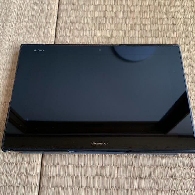 NTTdocomo(エヌティティドコモ)のdocomo SO-05F SONY Xperia Z2 Tablet スマホ/家電/カメラのPC/タブレット(タブレット)の商品写真