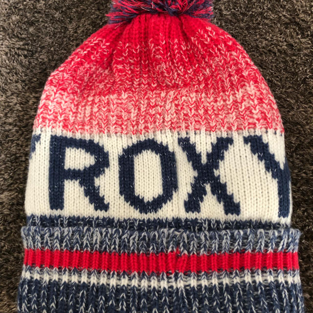 Roxy(ロキシー)のRoxy ♡ニット帽子 レディースの帽子(ニット帽/ビーニー)の商品写真