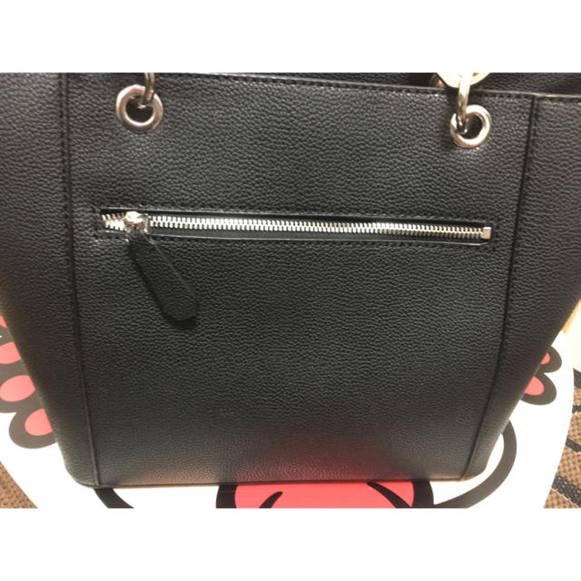 GUESS(ゲス)のguess  トートバッグ レディースのバッグ(トートバッグ)の商品写真