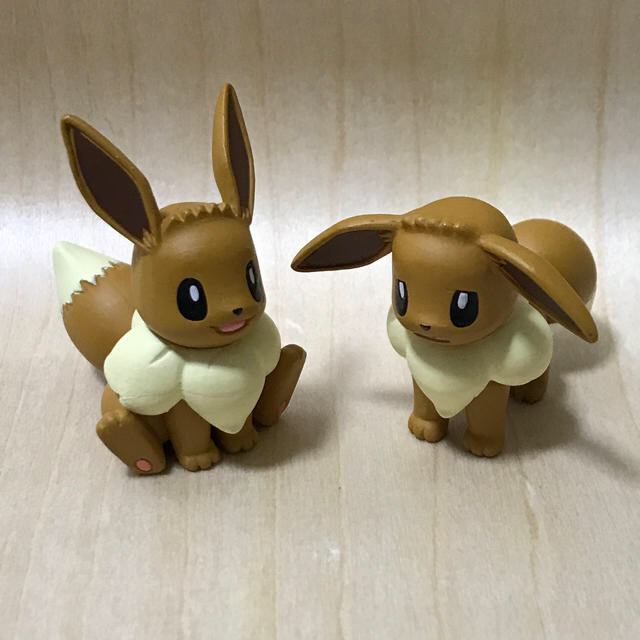 値下げ！ポケモンのガチャガチャイーブイ２個セット！追加あり！ エンタメ/ホビーのおもちゃ/ぬいぐるみ(キャラクターグッズ)の商品写真