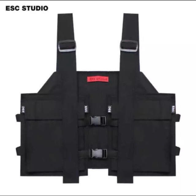 Balenciaga(バレンシアガ)のEsc studio ベスト メンズのトップス(ベスト)の商品写真