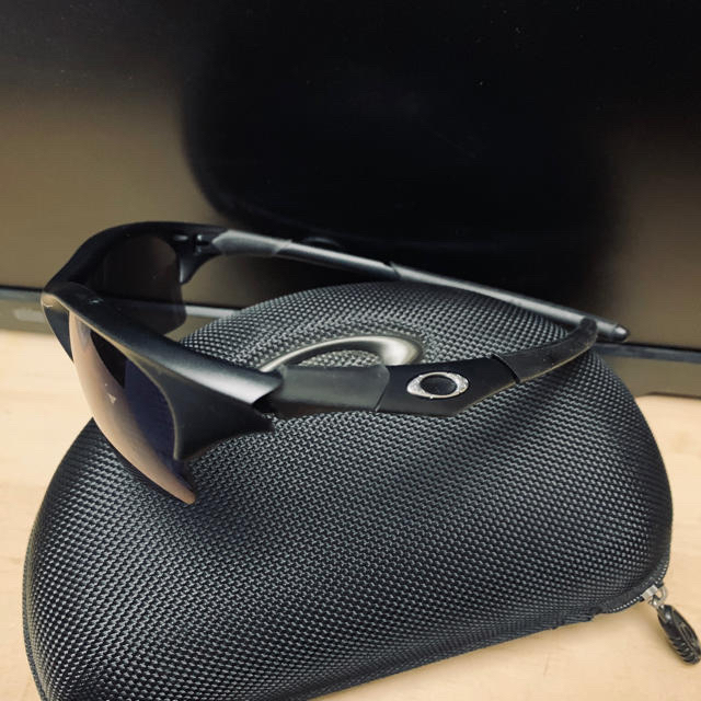 Oakley(オークリー)の値下げしました！オークリーサングラス メンズのファッション小物(サングラス/メガネ)の商品写真