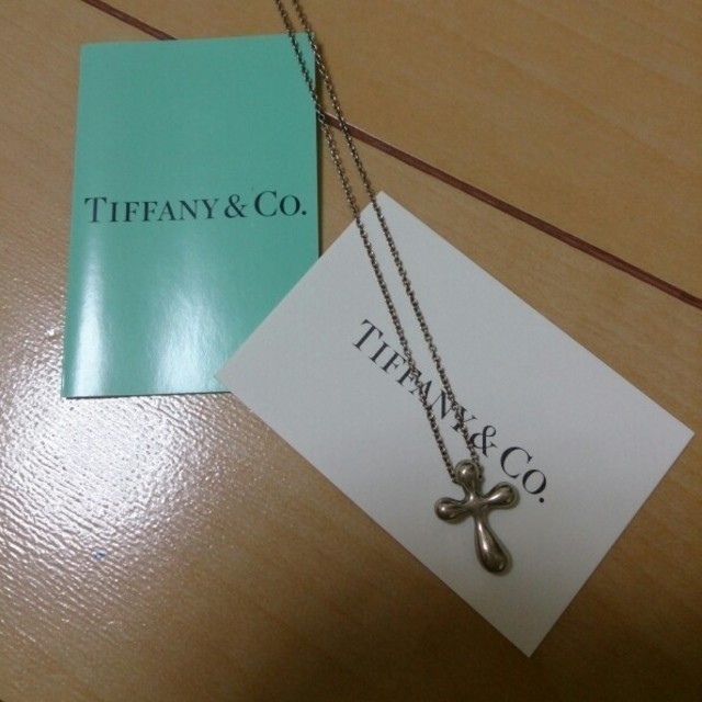 Tiffany & Co.(ティファニー)のTIFFANY☆クロスネックレス レディースのアクセサリー(ネックレス)の商品写真