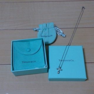 ティファニー(Tiffany & Co.)のTIFFANY☆クロスネックレス(ネックレス)