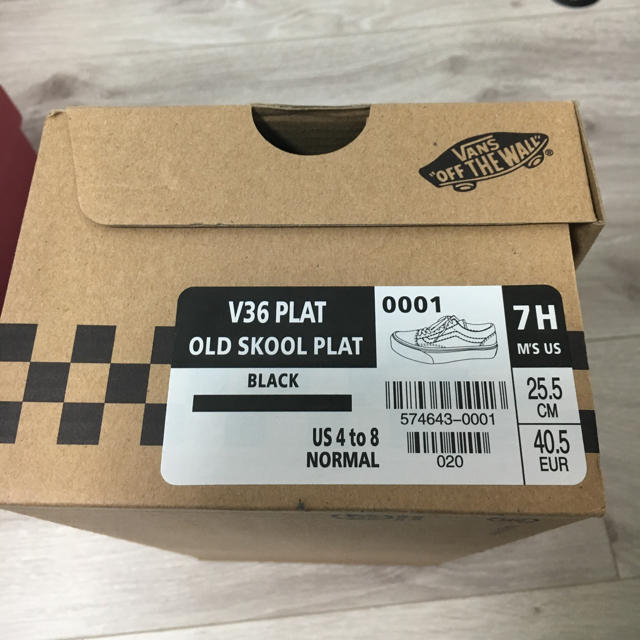 VANS(ヴァンズ)のVANS OLD SKOOL PLAT ブラック 25.5 レディースの靴/シューズ(スニーカー)の商品写真