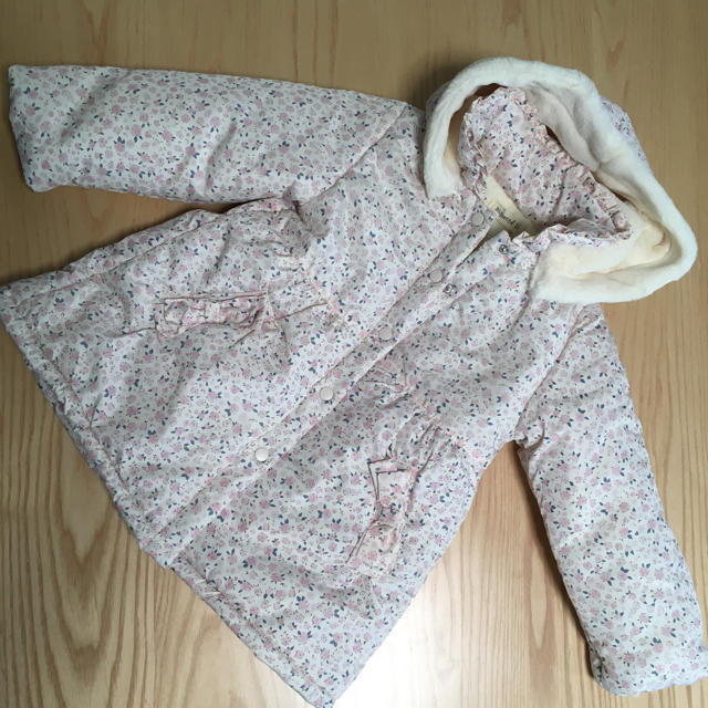 キムラタン(キムラタン)の未使用♡ビケット アウター 110 キッズ/ベビー/マタニティのキッズ服女の子用(90cm~)(ジャケット/上着)の商品写真