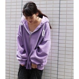 トゥデイフル(TODAYFUL)のvia j♡パーカー(パーカー)