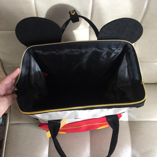 Disney(ディズニー)の新品☺︎ミッキーの大判リュック☆ レディースのバッグ(リュック/バックパック)の商品写真